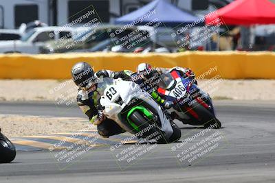 media/Apr-10-2022-SoCal Trackdays (Sun) [[f104b12566]]/Turn 2 (1135am)/